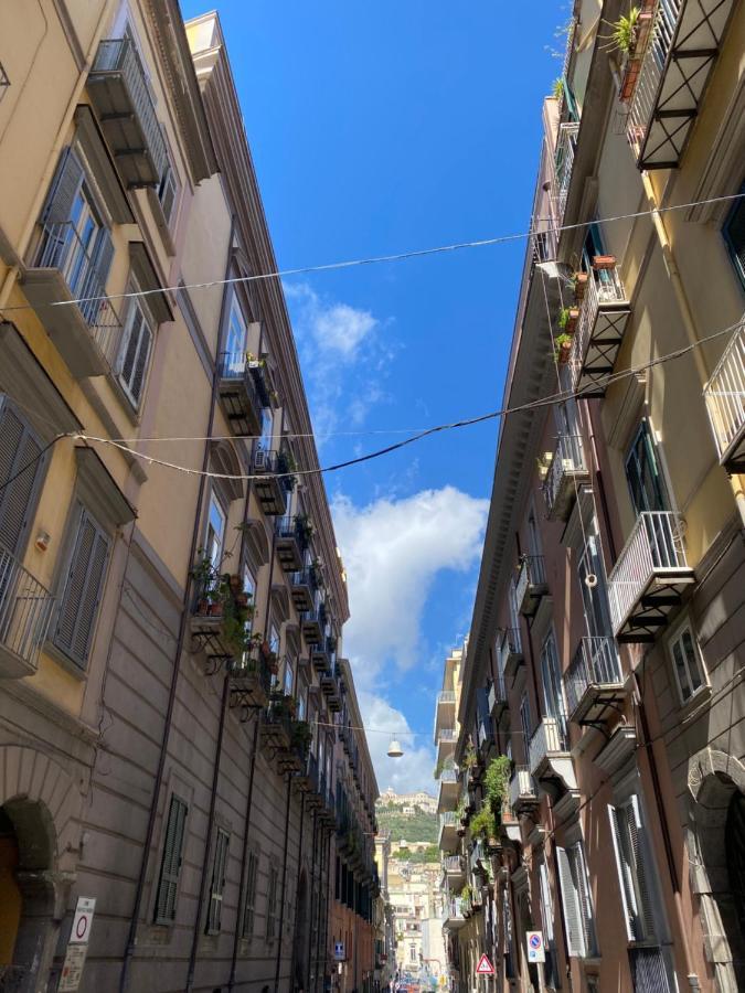 Casa Kamalei, Tra Plebiscito E Lungomare Apartment Napoli Bagian luar foto